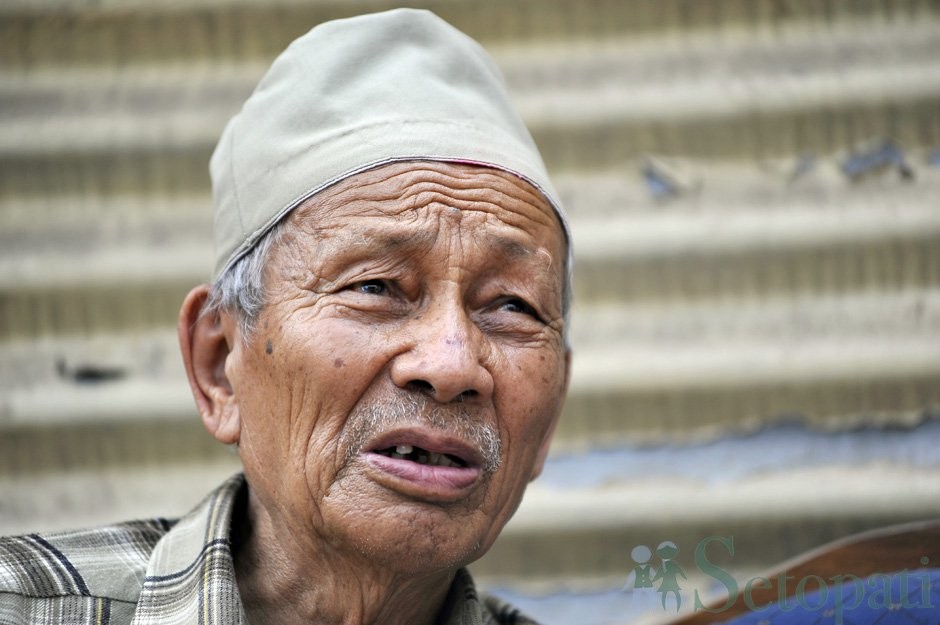 सत्यमोहन जोशी (प्रस्तुतिः गिरीश गिरी)