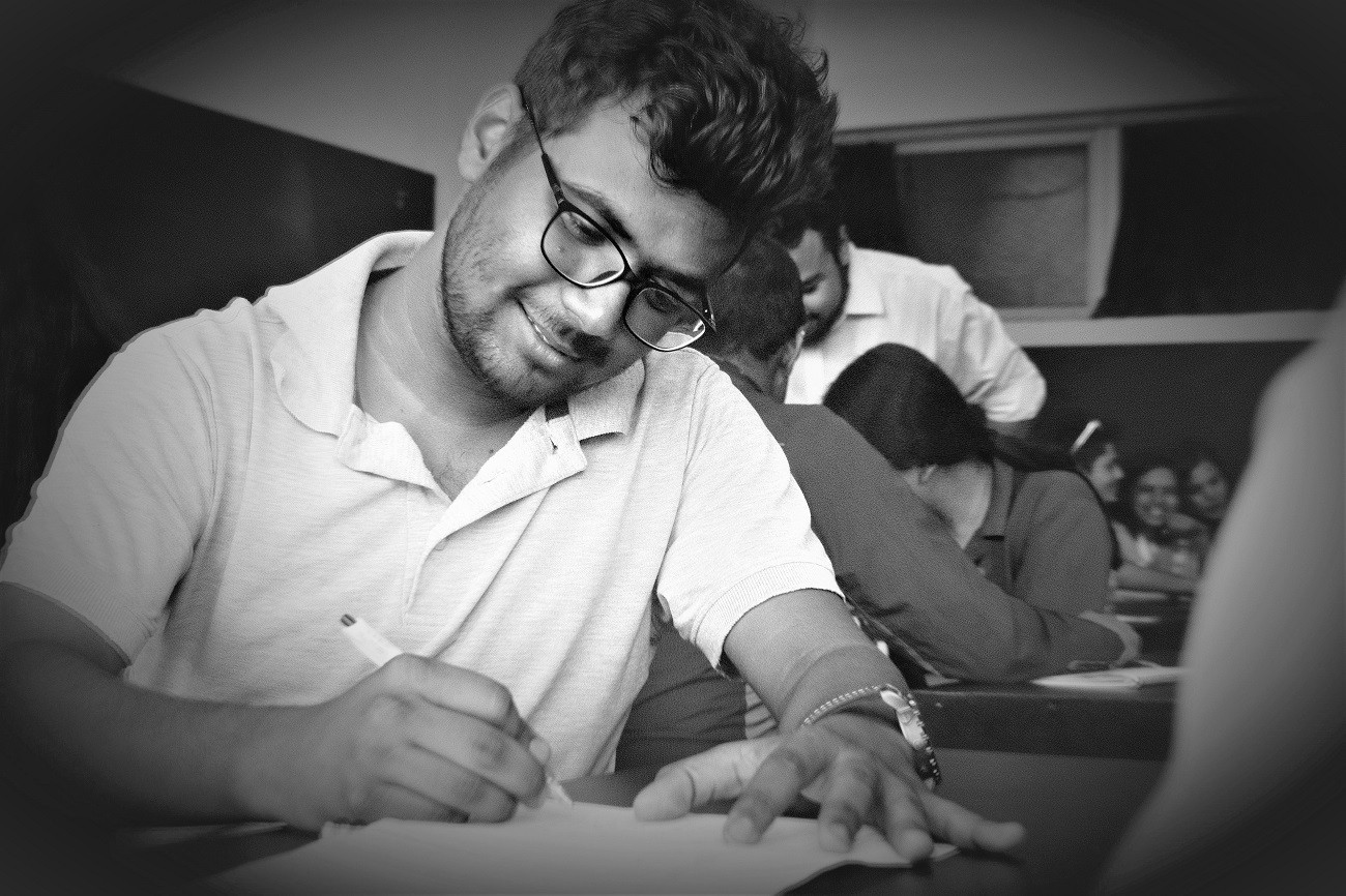 सृजन ढकाल