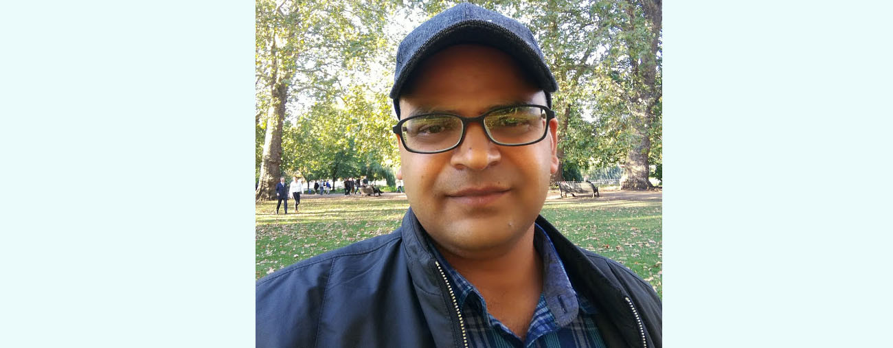 हरीश अधिकारी