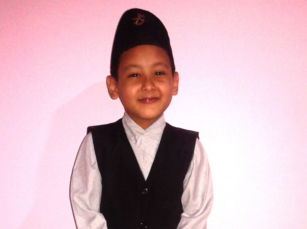 सहर्ष श्रेष्ठ