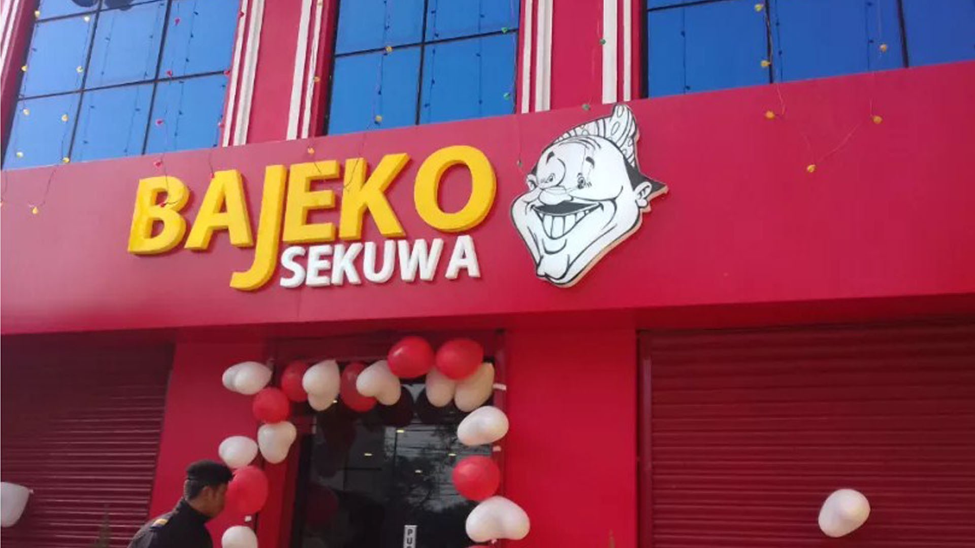 बाजेको सेकुवामा तालाबन्दीले जन्माएको कानुनी प्रश्न