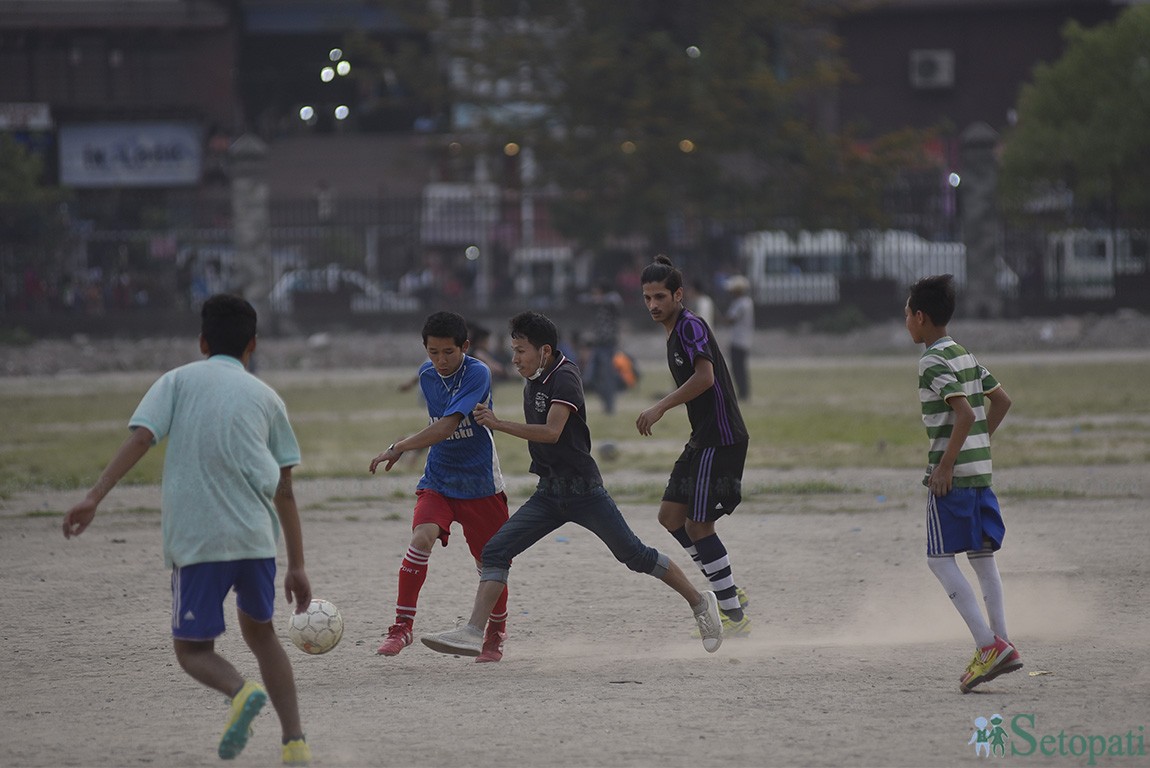 आजका तस्बिरहरू असार ३१