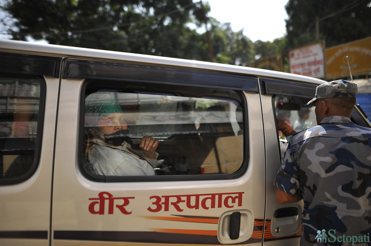 आजका तस्बिरहरू असोज २३