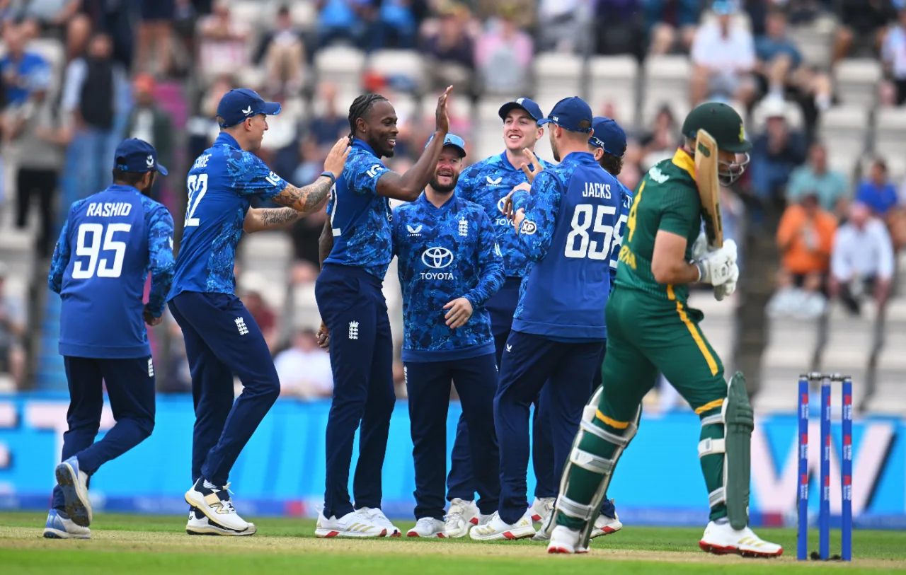 इंग्ल्यान्डविरूद्ध दक्षिण अफ्रिका ७२ रनमा अलआउट हुँदा बनेका मुख्य ७ रेकर्ड