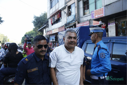 दुर्गा प्रसाईं चौथो पटक पक्राउ– पहिले आसामबाट ल्याइयो, त्यसअघि भर्‍याङ हालेर पस्नुपर्‍यो घरभित्र