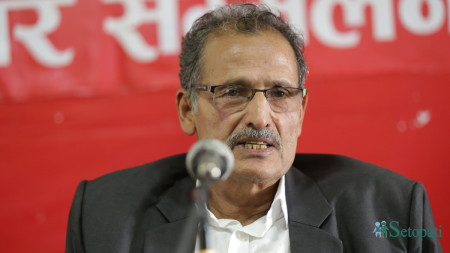 अग्नि सापकोटा।