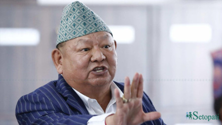 कहाँ छन् माओवादीसँग एकतामा नगएका र एमालेमा पनि नफर्किएका प्रेम आले?