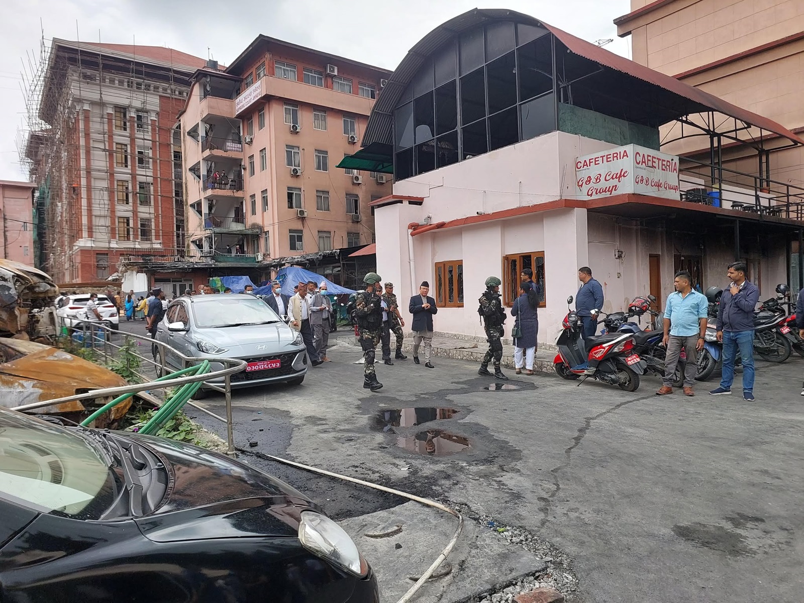 सर्वोच्चमा बन्दी प्रत्यक्षीकरण र अत्यावश्यक बाहेकका अन्य सेवा बन्द