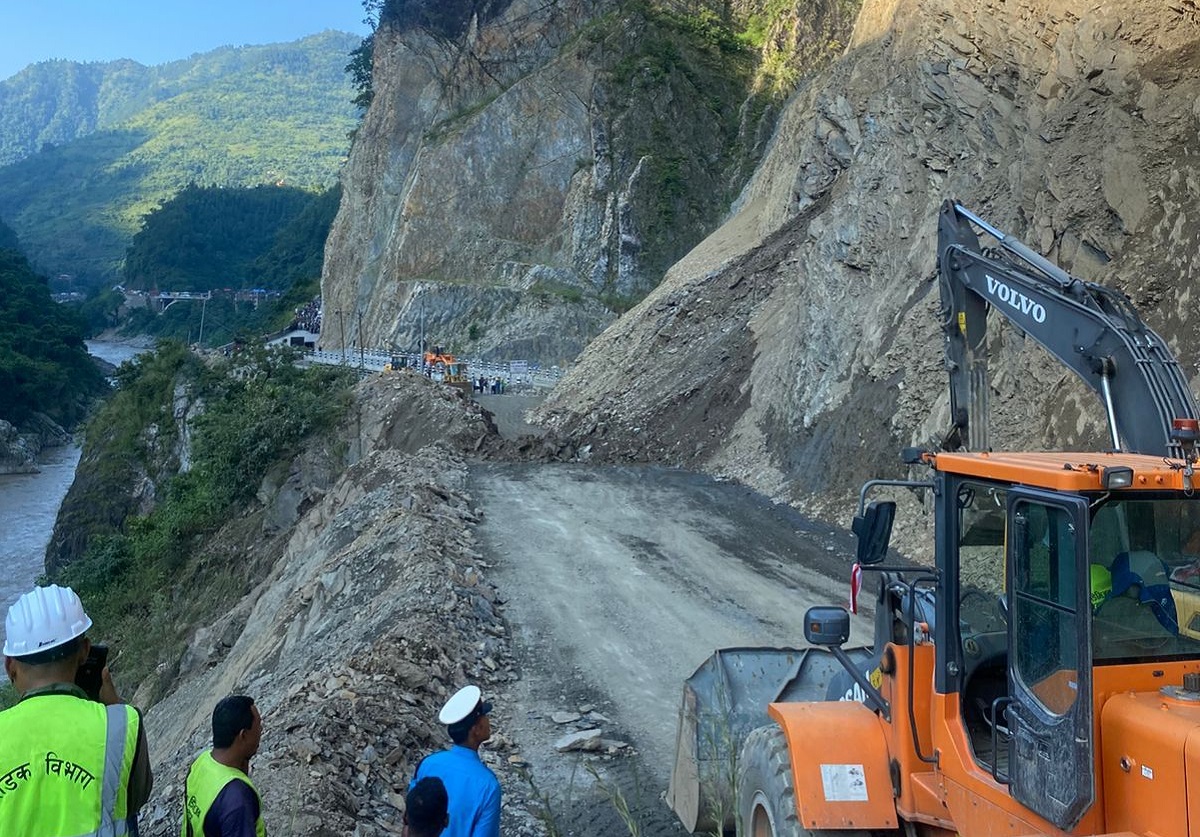 मुग्लिन-नारायणगढ सडक आज दिउँसो २ घन्टा बन्द हुने