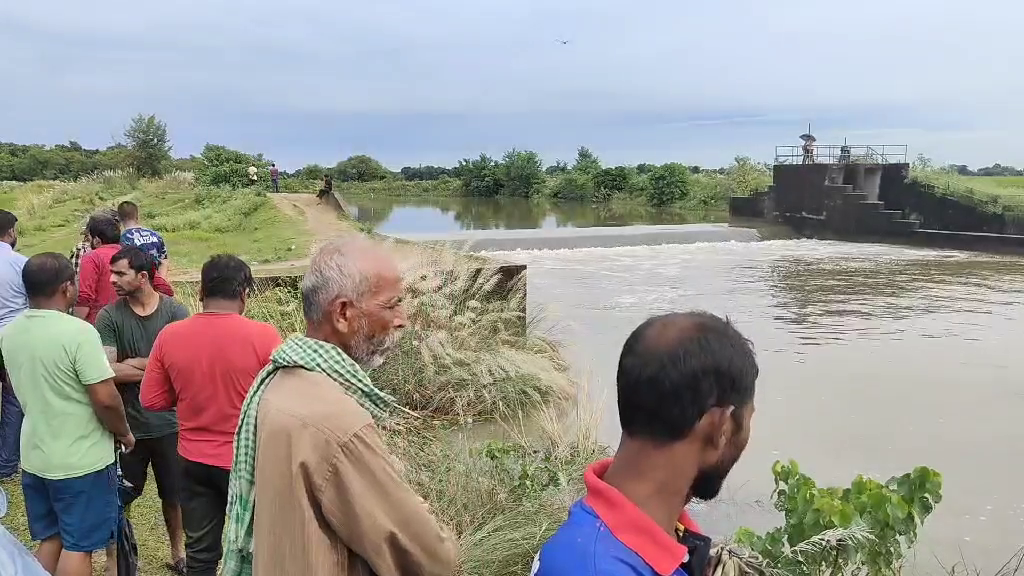 २२ घण्टापछि भेटियो डन्डा नदीमा डुबेका किशोरको शव