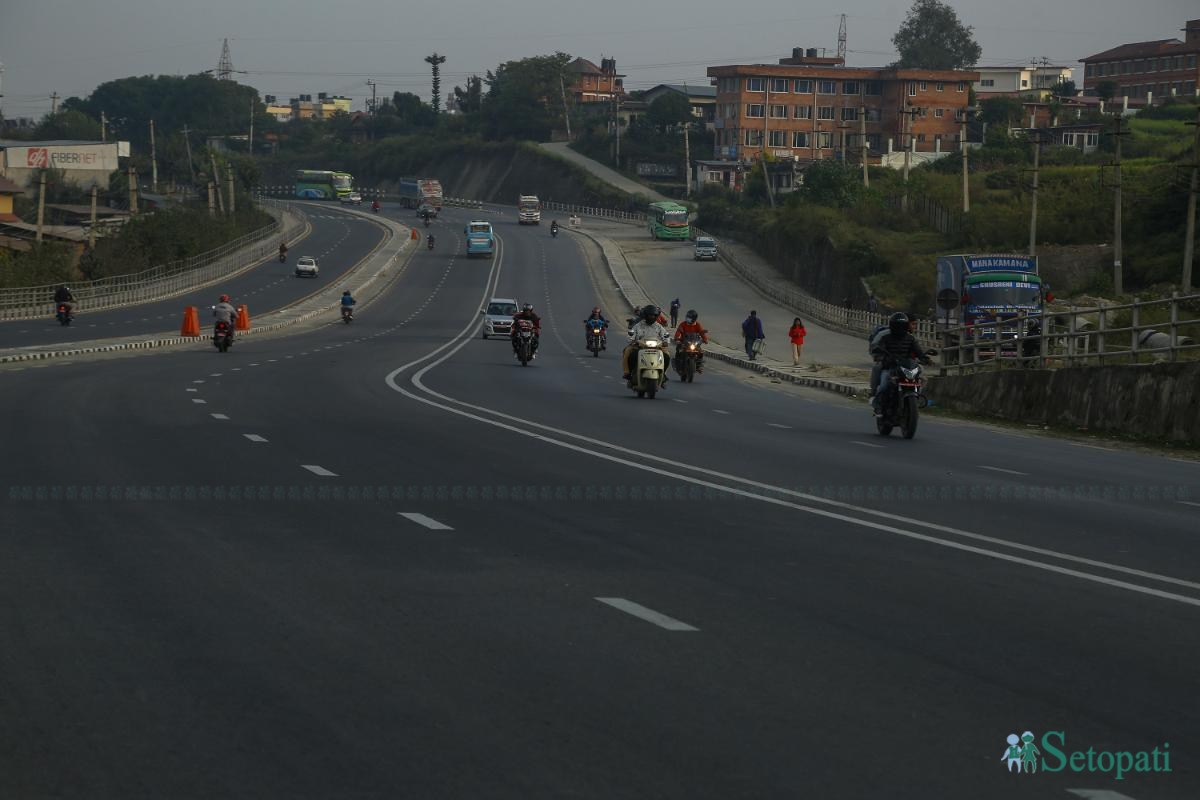 Empty-Road-during-Tihar-and-Vintuna_NPL--(1)-ink-1730535212.jpeg