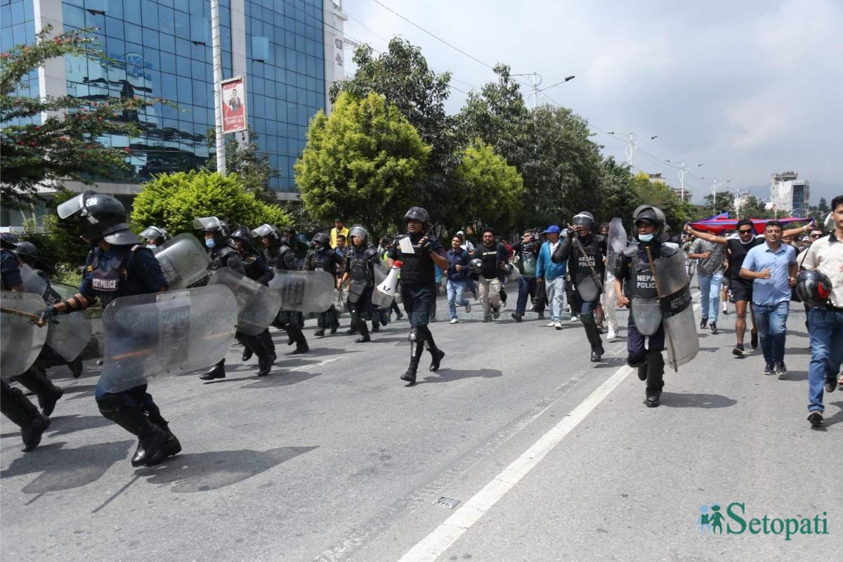 काठमाडौं महानगरमा पर्ने चक्रपथभित्र अनिश्चितकालीन कर्फ्यू