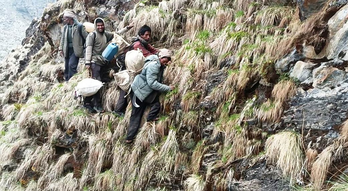 आजका तस्बिर- असार ३०