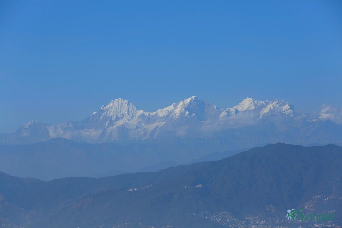 Mountain-seen-from-ktm-valley_Nepal-photo-library12-ink-1737708324.jpeg