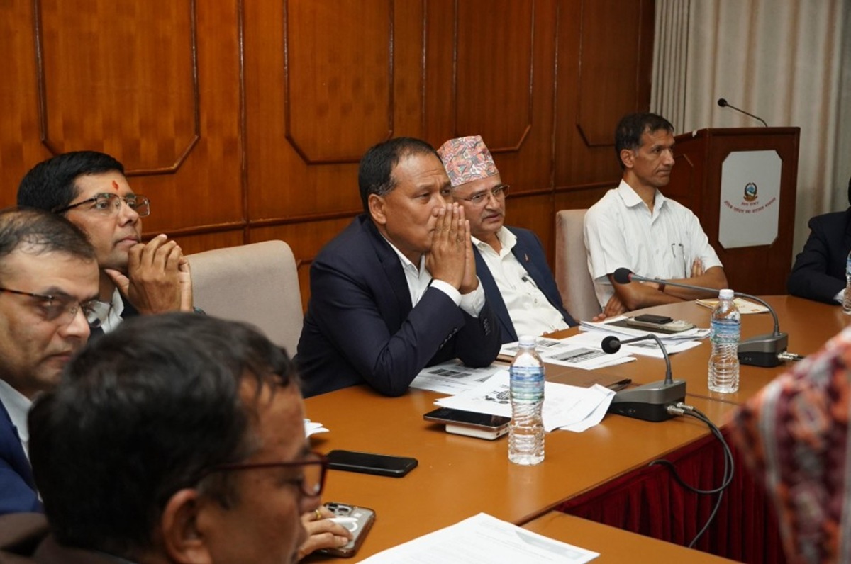 ऊर्जा, सिँचाइ, भौतिक पूर्वाधार र सहरी विकासका जीर्ण आयोजनाको ठेक्का तोडेर नयाँ ठेक्का लगाउने