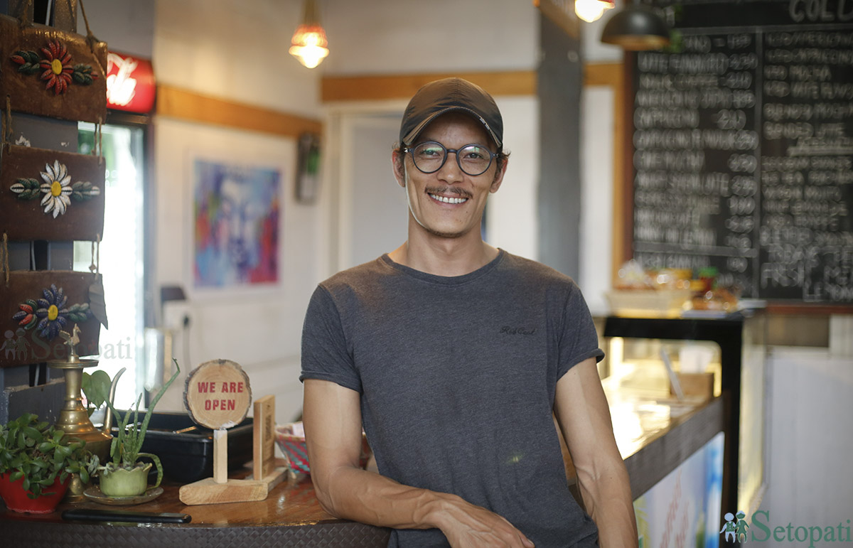 कलाकार अंकित खड्का। तस्बिरः नवीनबाबु गुरूङ/सेतोपाटी