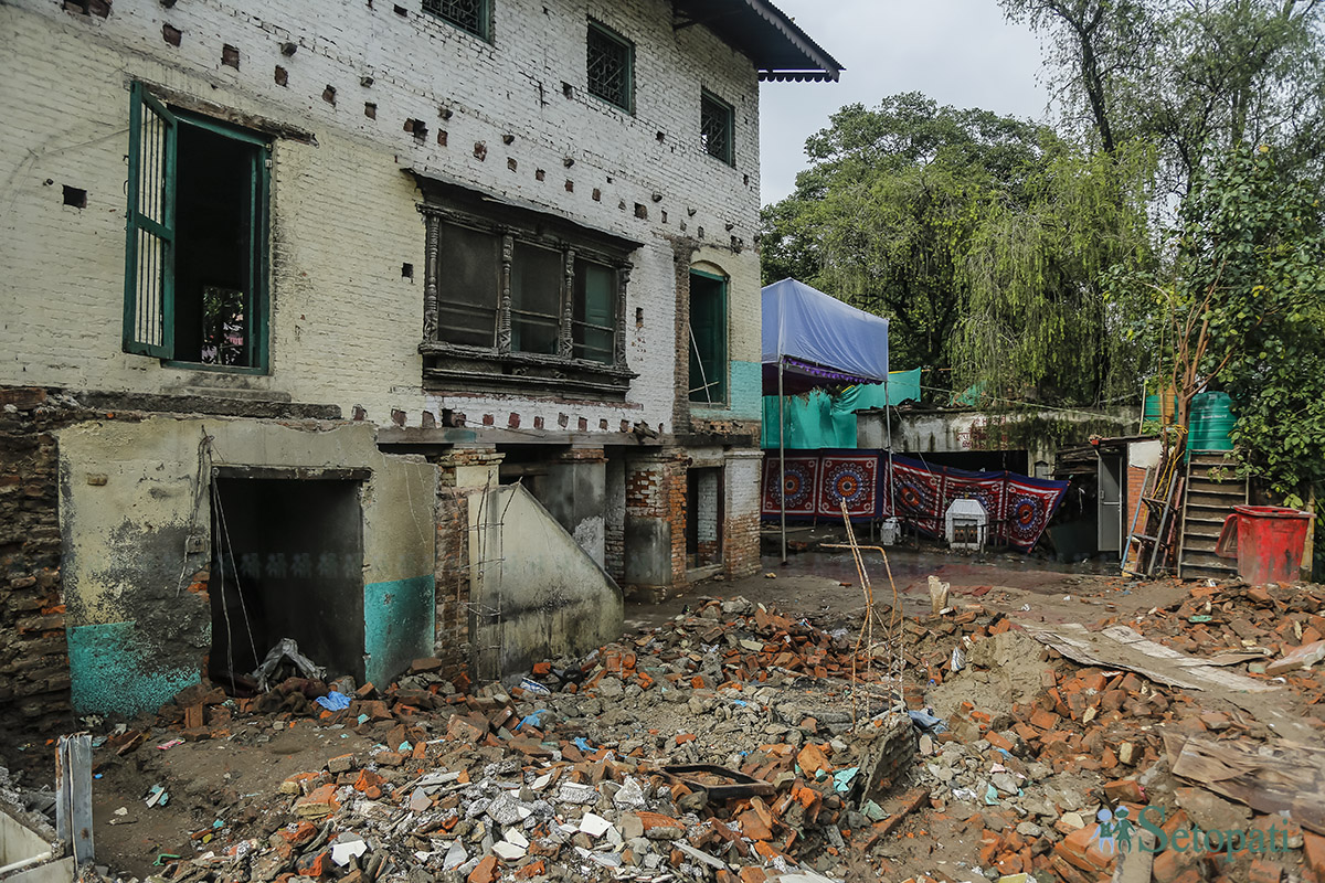 bhadrakali-mandir-punanirman-(21)-1720701064.jpg