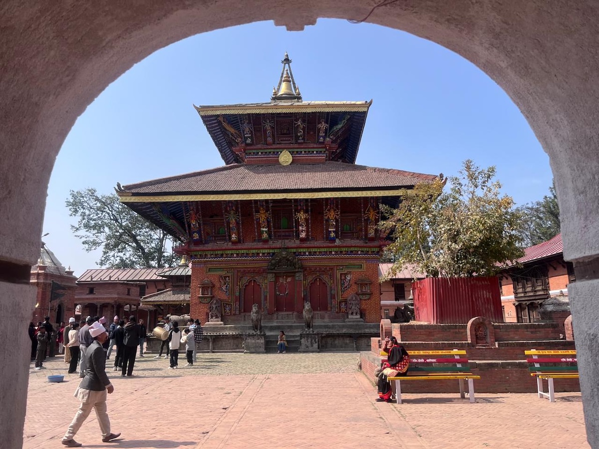 हालै पूर्वी ढोकाबाट देखिएको चाँगुनारायणको नयाँ स्वरूप। तस्बिर: सुरेन्द्र फुयाल