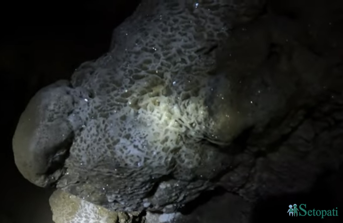 crystal-in-kumaari-cave-1727350491.JPG