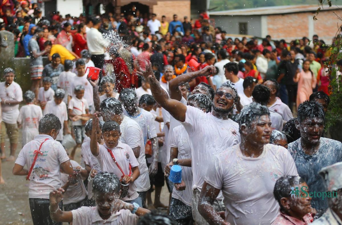 dahi-chhyapne-jatra-(13)-ink-1729065953.jpeg