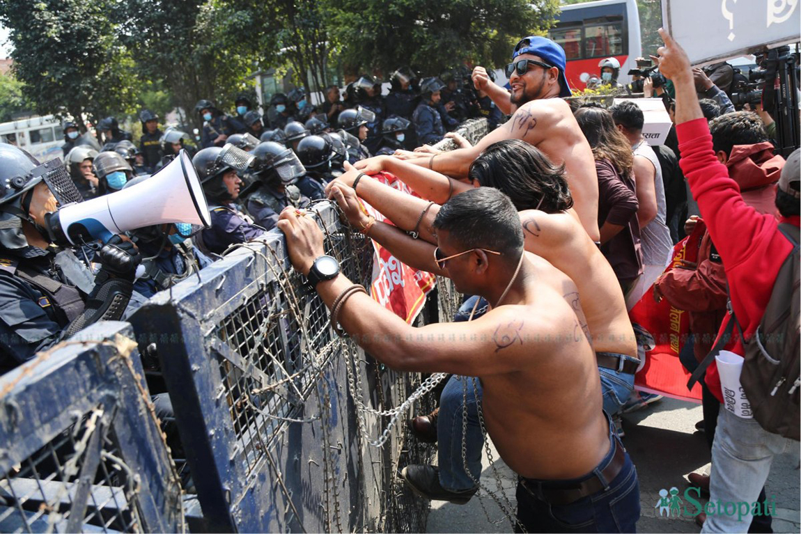 आजका तस्बिर- चैत ८