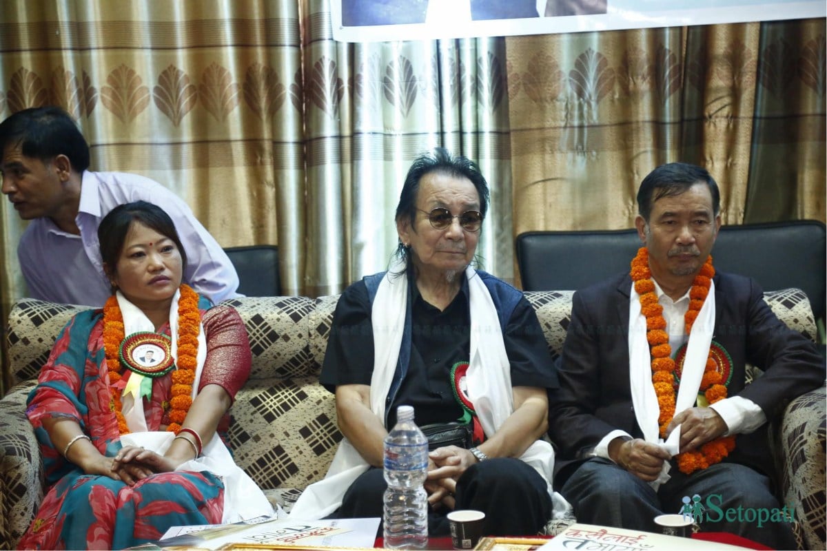 khemraj-gurung-samman2-1724673262.jpg