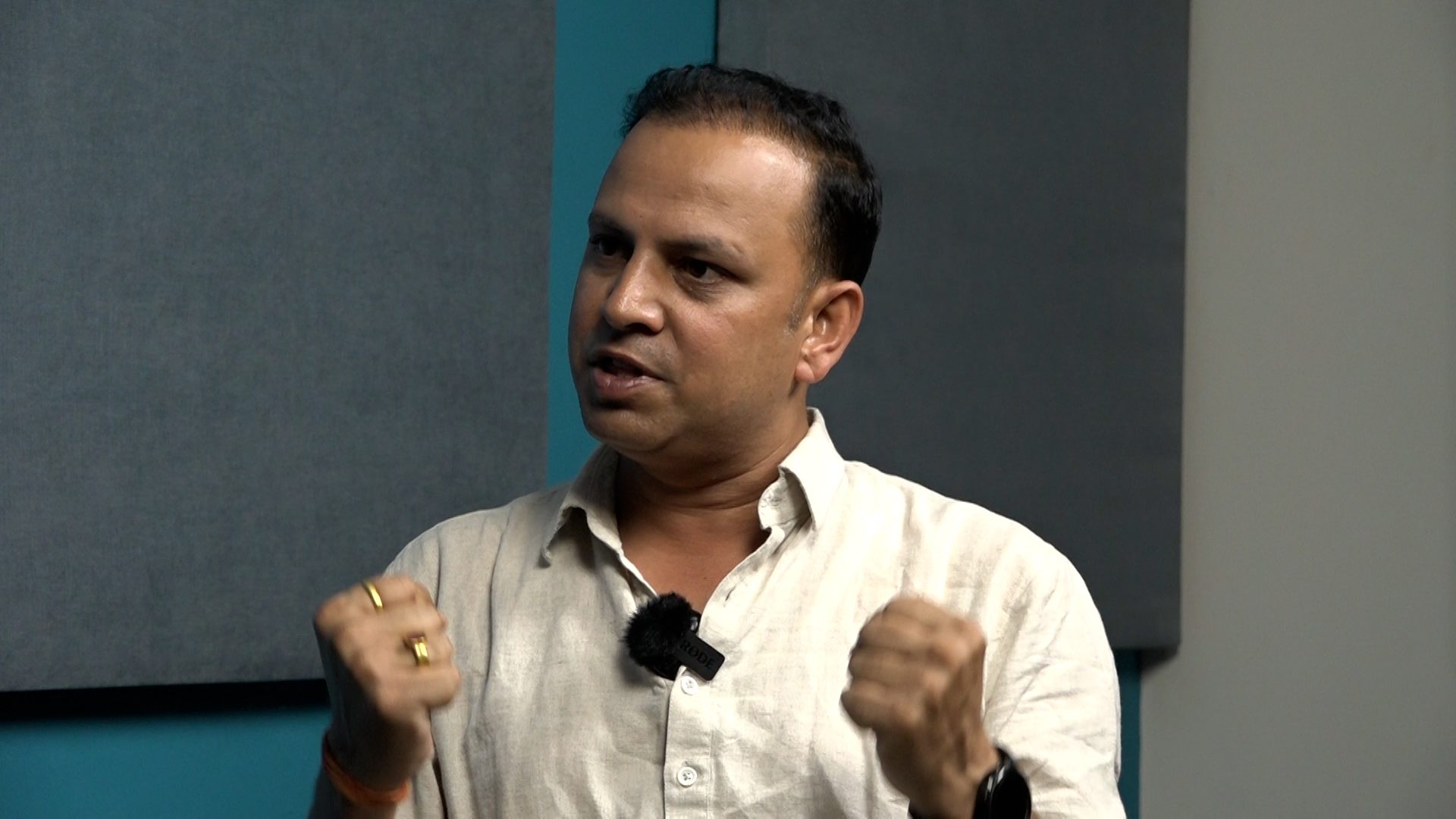 मनिष झाको प्रष्टीकरणः नख्खु कारागारमा आगजनी रोक्न खोजेको थिएँ