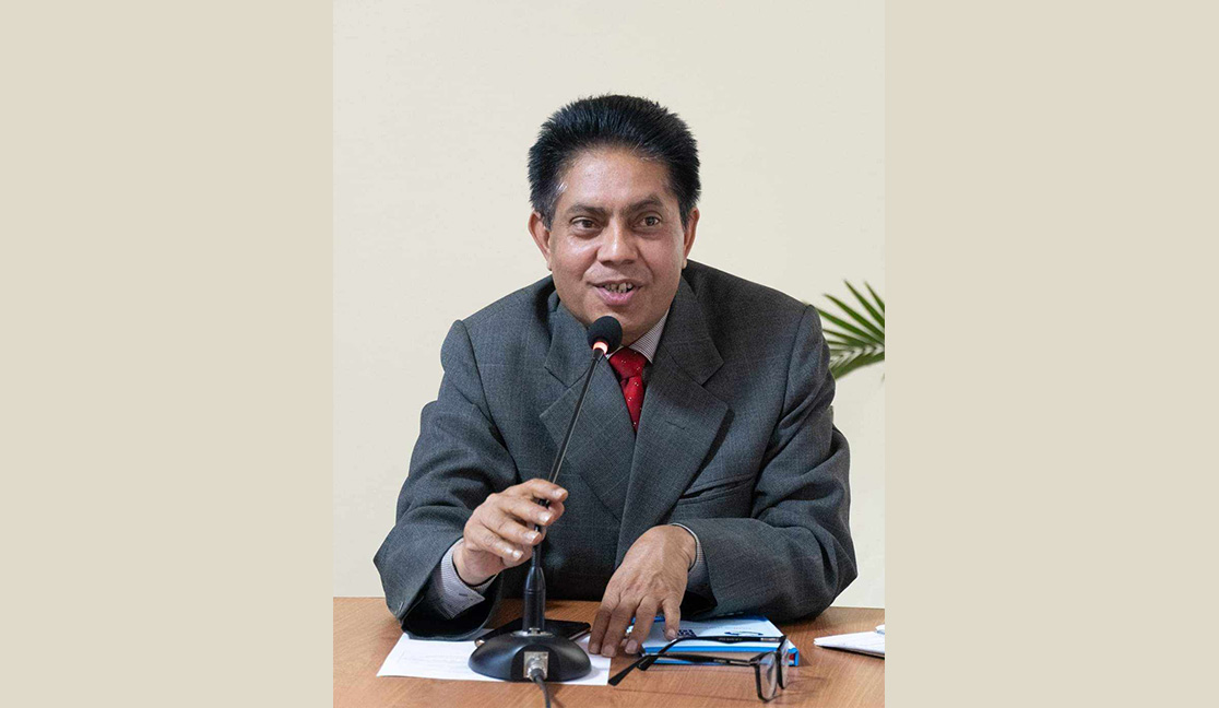 सहसचिव मुरारीप्रसाद खरेल। फाइल तस्बिर।