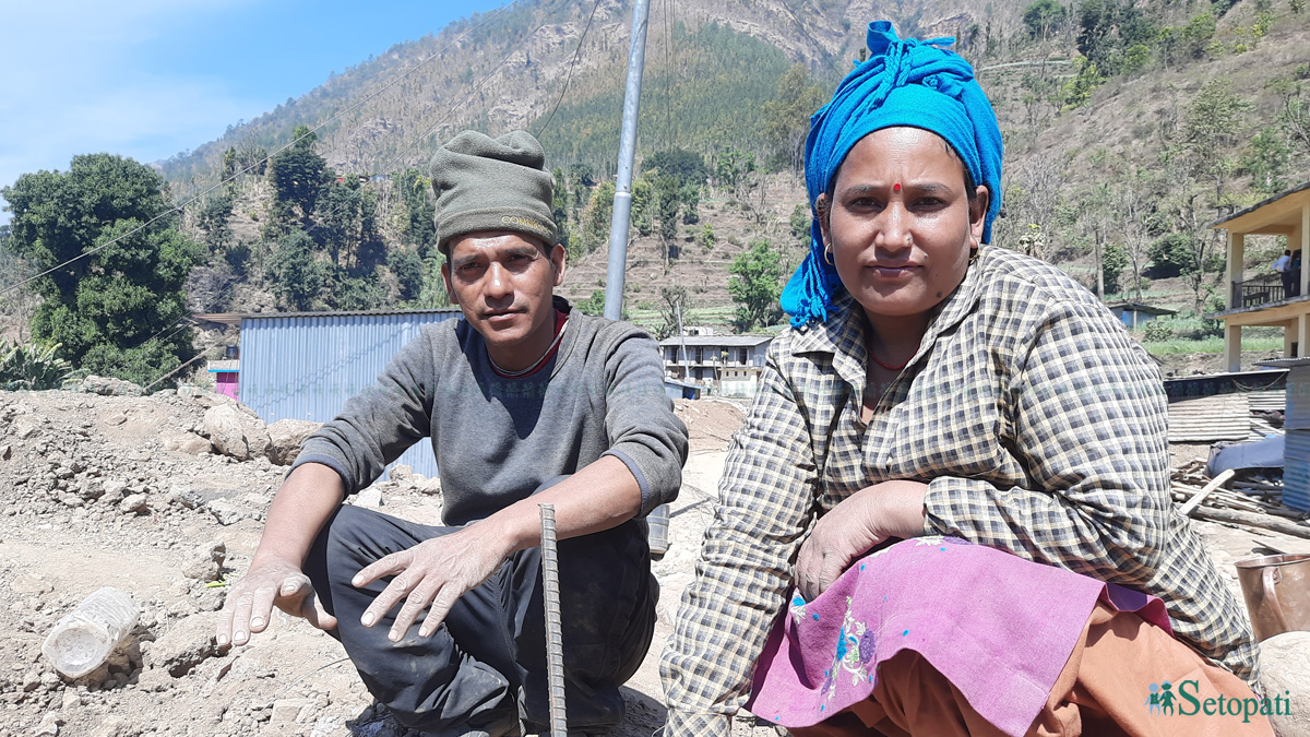 नवराज मल्ल र प्रतिभा मल्ल।