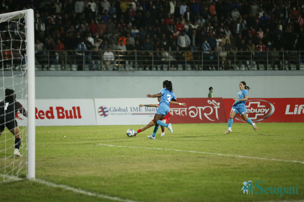 nepal-vs-india-footbal-saf-(15)-1730037288.jpg