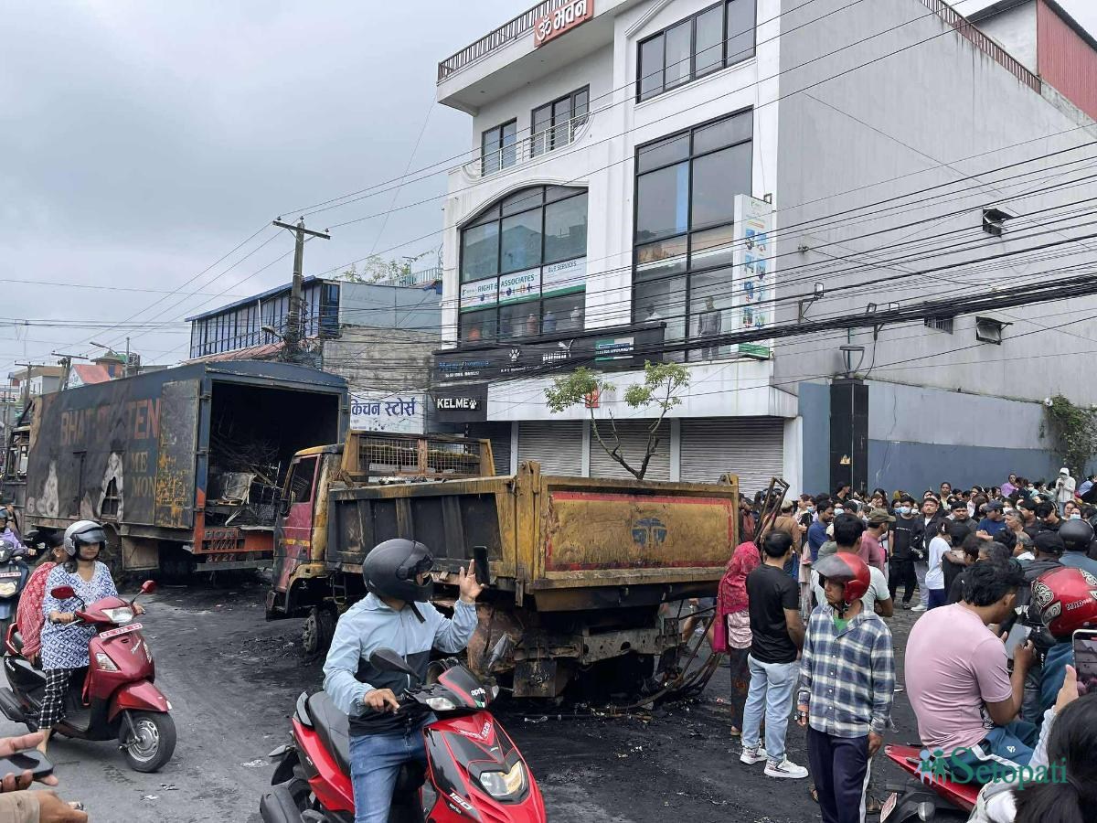 पोखरामा पनि सञ्चालनमा आयो सार्वजनिक यातायात