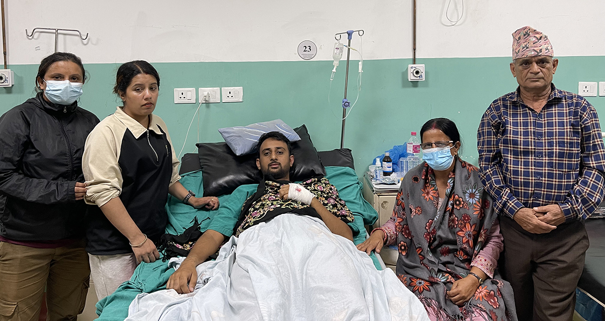 राष्ट्रिय परिचय पत्र बनाउन जाँदा जब श्रीमानलाई गोली लाग्यो