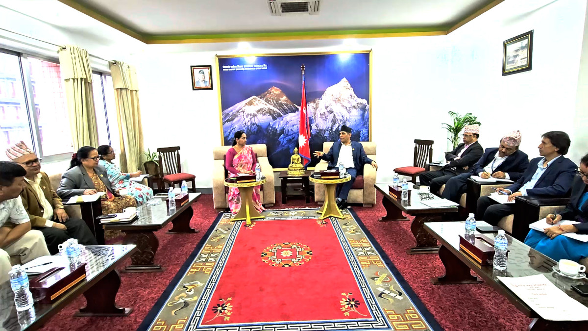 राष्ट्रिय सभा अध्यक्षले गरे समिति सभापतिहरूसँग छलफल