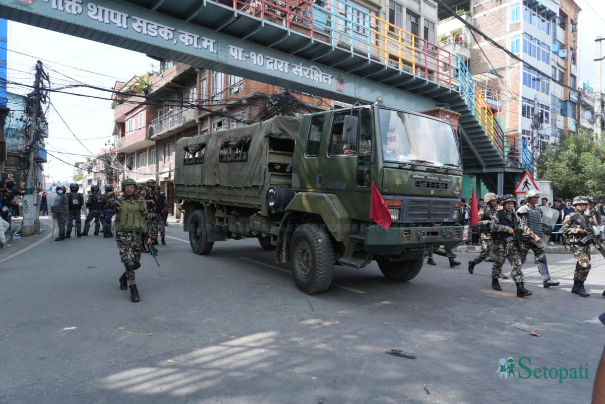 संयम अपनाउन प्रदर्शनकारीलाई सेनाको अनुरोध