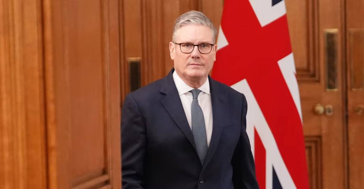 बेलायतका प्रधानमन्त्री स्टार्मर।