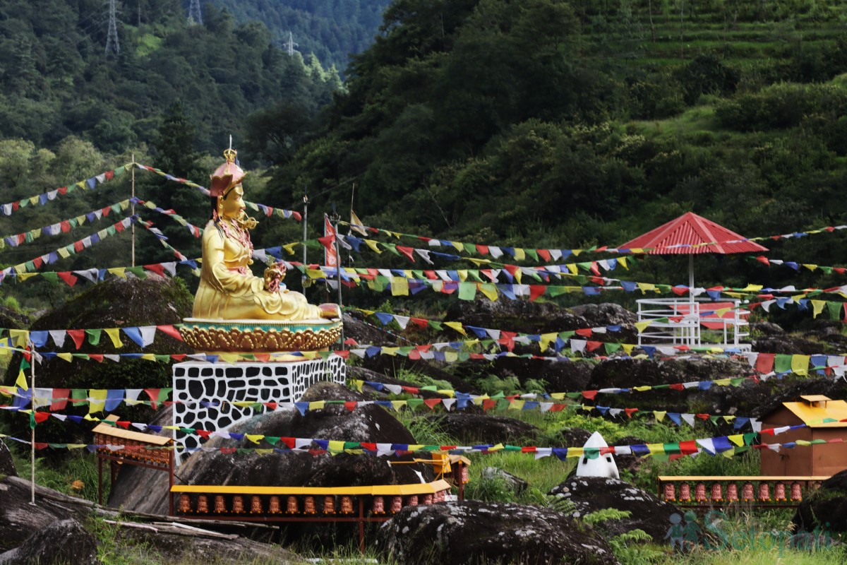 stone-park-dolakha-(8)-1723270805.jpg