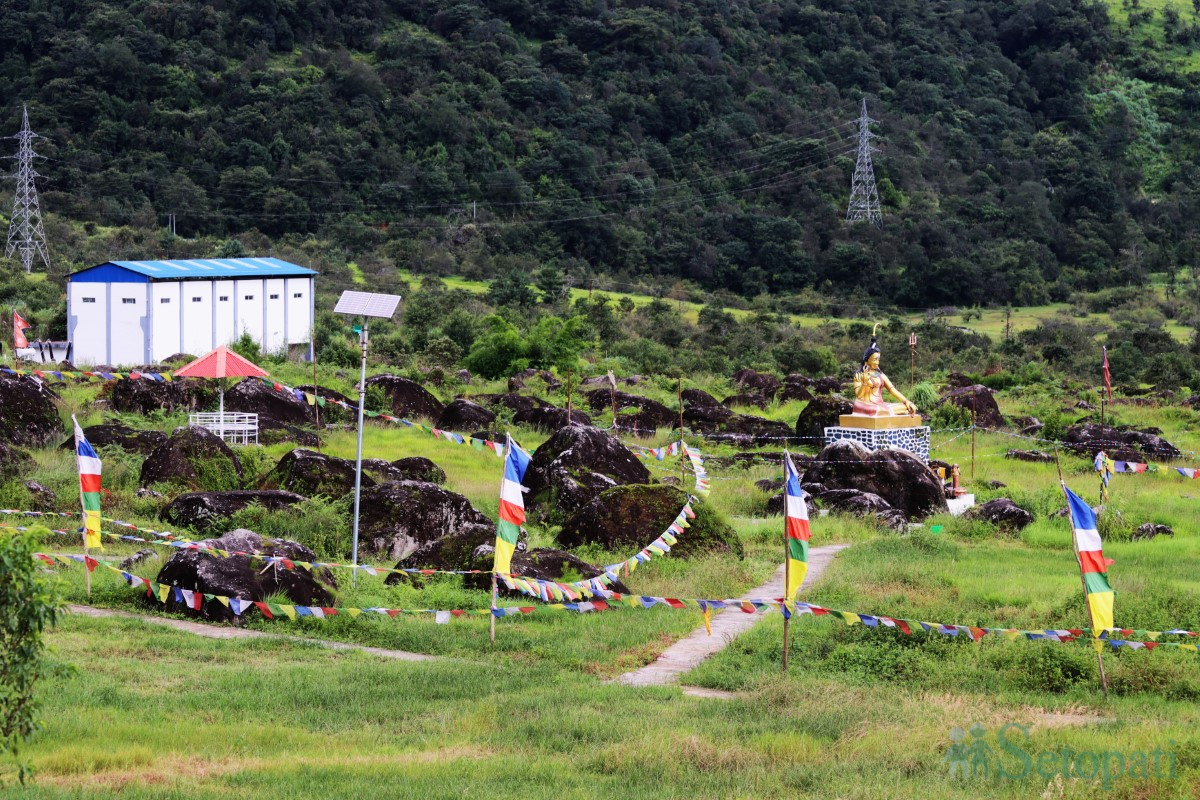 stone-park-dolakha-(9)-1723270806.jpg